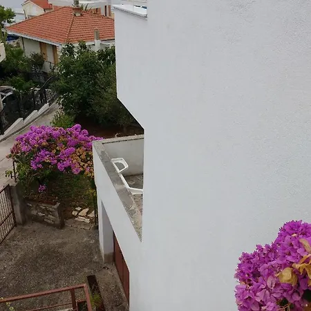 By The Sea - 13623 * تروغير