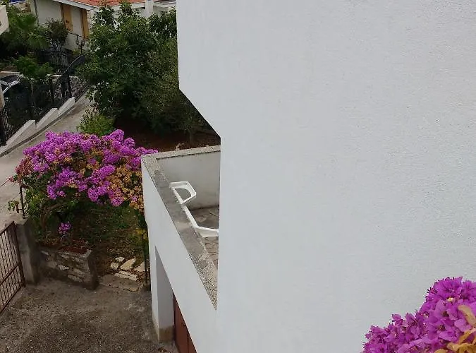 By The Sea - 13623 * Trogir