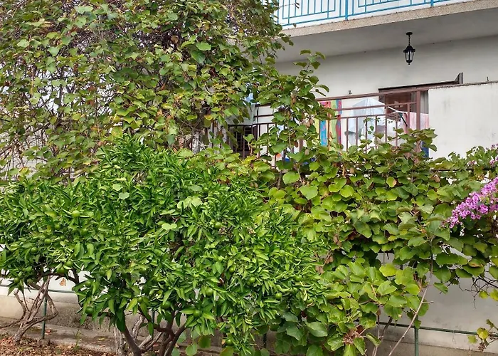 By The Sea - 13623 Trogir